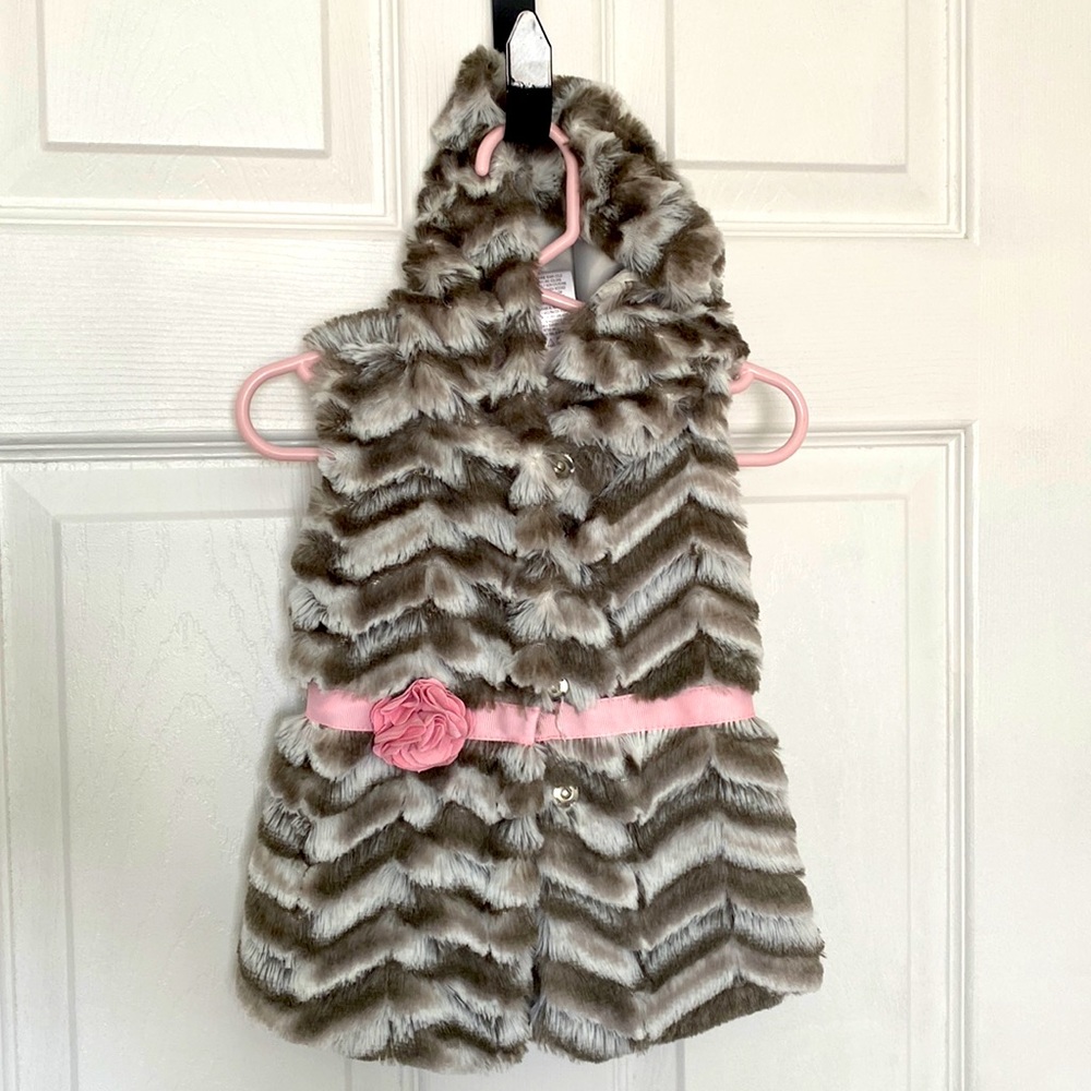 Little Lass, 12 mo, Faux fur, hooded vest